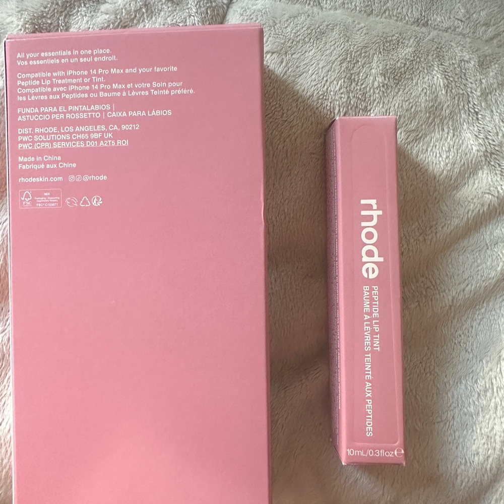 RHODE CASE + peptide lip tint 
Color Ribbon